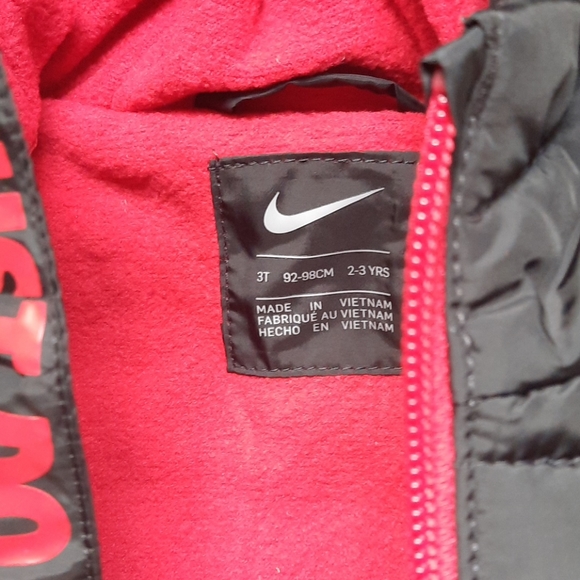 Boys Nike puffer jacket - Picture 5 of 10